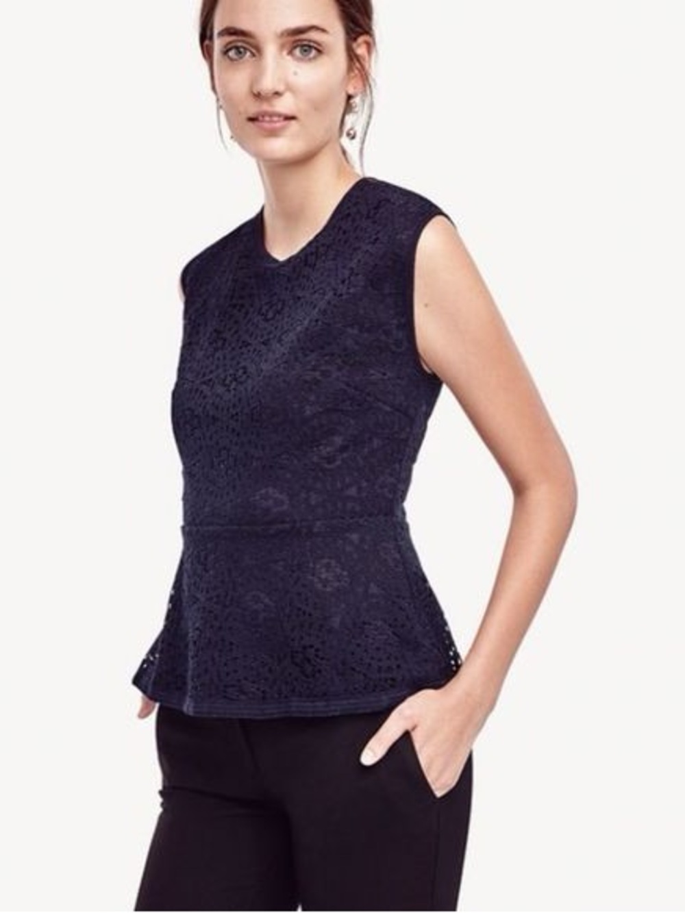 Ann Taylor Navy Lace Peplum Sleeveless Top Size M EUC